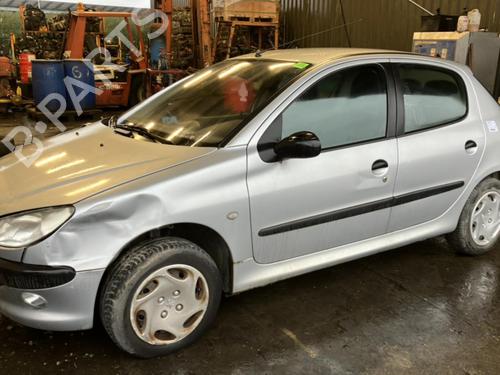 Grill PEUGEOT 206 Hatchback (2A/C) 1.4 i | BP30704961C40