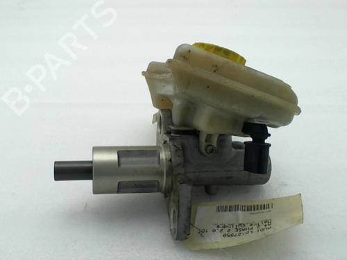 Used Brake master cylinder AUDI A4 B7 (8EC) 2.0 TDI 16V (140 hp) 20941887