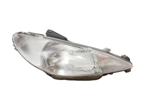 Used Right headlight PEUGEOT 206 Hatchback (2A/C) 1.4 i (75 hp) 27893452