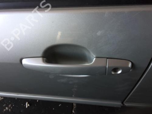 Used Front left exterior door handle Front left exterior door handle 20971551 20971551