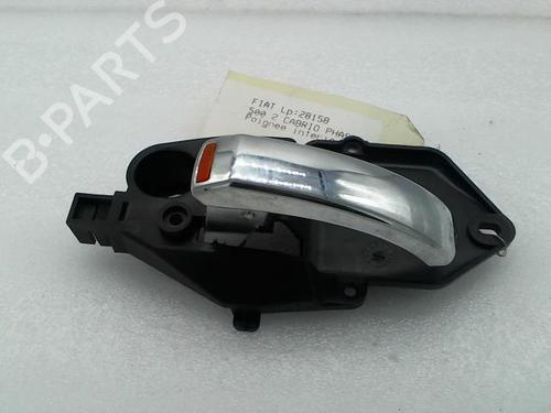 Used Front left interior door handle FIAT 500 (312_) 1.2 (312AXA1A) (69 hp) 20965129