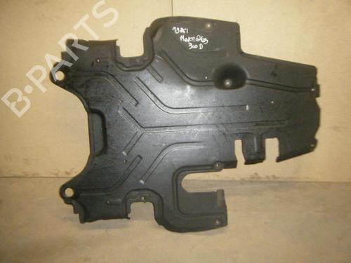 Used Underbody protection MERCEDES-BENZ 124 T-Model (S124) 300 T Turbo-D (124.193) (147 hp) 22020236