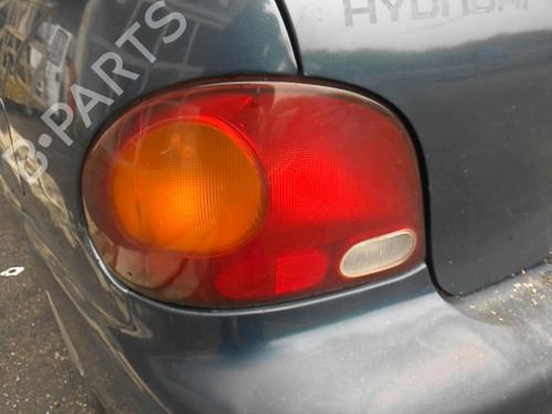 Used Left taillight HYUNDAI ACCENT I (X-3) 1.3 i 12V (84 hp) 22021179