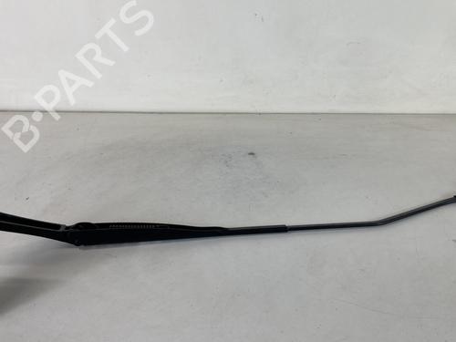 Used Front windshield wiper arm DACIA DOKKER MPV (KE_) 1.2 TCe (KEM0, KEAY) (115 hp) 23971694