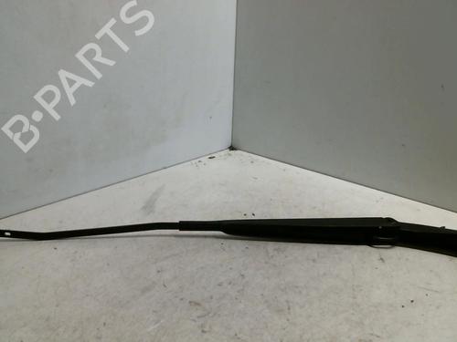 Used Front windshield wiper arm RENAULT MEGANE III Hatchback (BZ0/1_, B3_) 1.5 dCi (BZ09, BZ0D, BZ1W, BZ29, BZ14) (110 hp) 20939490