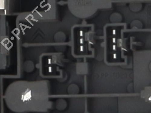 Right tailgate light CITROËN XANTIA (X1_, X2_) 1.9 Turbo D | BP20973377C80 