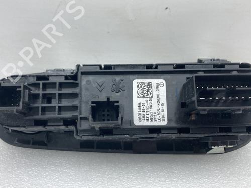 Used Left front window switch Left front window switch PEUGEOT 308 II (LB_, LP_, LW_, LH_, L3_) 1.5 BlueHDi 130 (131 hp) 21664335 21664335