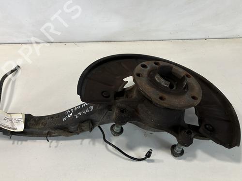 Used Left front steering knuckle PORSCHE CAYENNE (9PA) S 4.5 (340 hp) 21062557