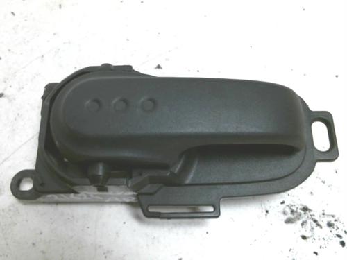 Used Rear left interior door handle NISSAN MICRA III (K12) 1.5 dCi (65 hp) 22021539