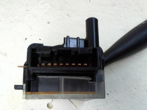 Used Steering column stalk TOYOTA YARIS (_P1_) 1.4 D-4D (NLP10_, NLP10R) (75 hp) 20972546