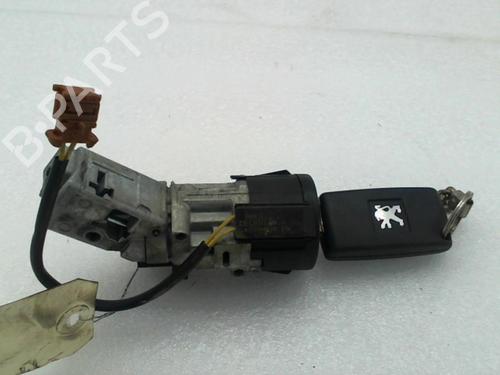 Used Ignition barrel Ignition barrel PEUGEOT 1007 (KM_) 1.4 HDi (68 hp) 20941689 20941689