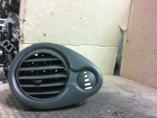 Used Air vent RENAULT CLIO III (BR0/1, CR0/1) 1.5 dCi (C/BR0G, C/BR1G) (68 hp) 20961132