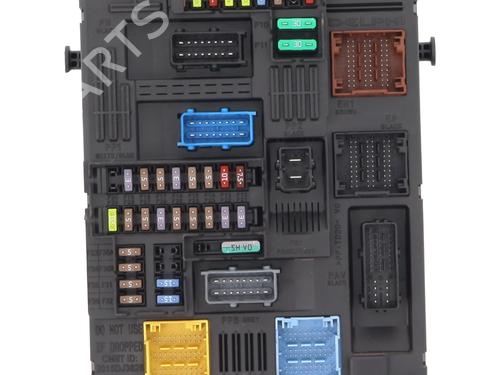 Fuse box CITROËN C3 III (SX) 1.2 VTi 82 | BP26168247E1 - Image 2