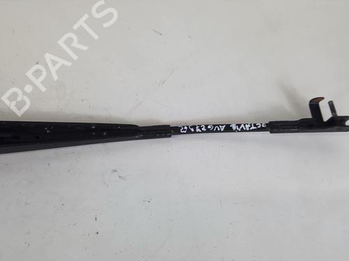 Used Front windshield wiper arm SKODA OCTAVIA II Combi (1Z5) 1.9 TDI (105 hp) 20956194