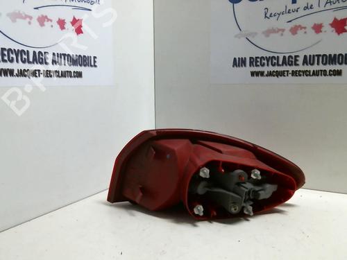Used Left tailgate light Left tailgate light 22021029 22021029