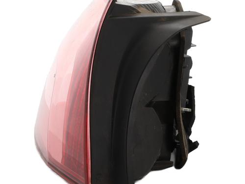 Left taillight PEUGEOT 407 (6D_) 2.0 16V (6DRFJC, 6DRFJE, 6DRFJF) | BP27981682C34