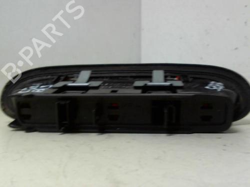 Used Third brake light Third brake light RENAULT CLIO I (B/C57_, 5/357_) 1.2 (5/357Y, 5/357K) (58 hp) 22022032 22022032