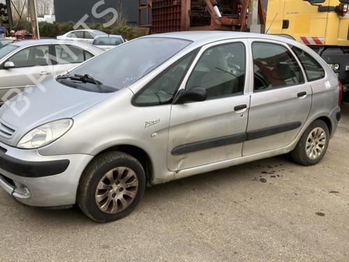 Venstre foran utvendig håndtak CITROËN XSARA PICASSO (N68) 1.8 16V | BP20952912C128 