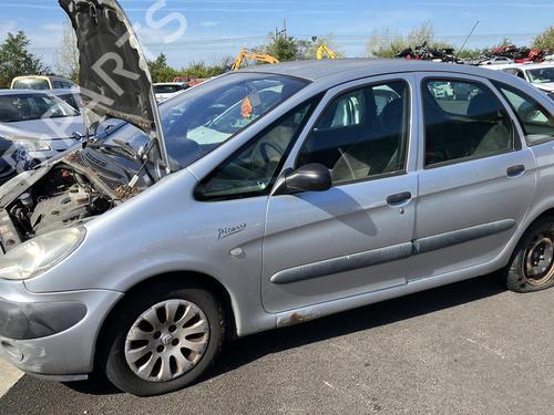 Right taillight CITROËN XSARA PICASSO (N68) 2.0 HDi | BP20956823C35