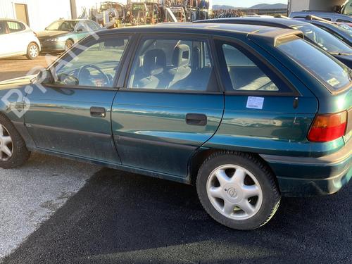 Left taillight OPEL ASTRA F Hatchback (T92) 1.4 i 16V (F08, M08, F68, M68) | BP22711393C34 