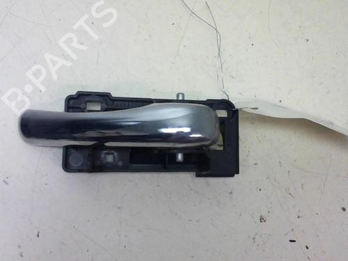 Høyre foran invendig håndtak ALFA ROMEO 147 (937_) 1.9 JTD (937.AXD1A, 937.BXD1A, 937.AXV1A, 937.BXB1A,... (115 hp) 20954678