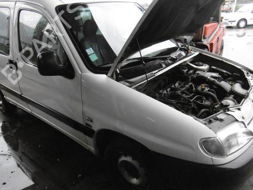 Front left door window PEUGEOT PARTNER Box Body/MPV (5_, G_) 2.0 HDi | BP20972347C18 