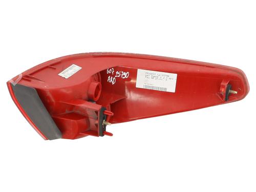 Right taillight PEUGEOT 607 (9D, 9U) 2.7 HDi 24V | BP20947391C35 