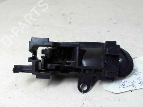 Venstre foran invendig håndtak TOYOTA YARIS (_P1_) 1.4 D-4D (NLP10_, NLP10R) (75 hp) 20972570