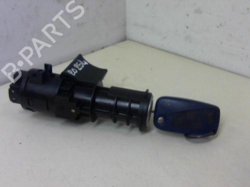 Used Ignition barrel FIAT STILO (192_) 1.9 JTD (192_XE1A) (115 hp) 20955177