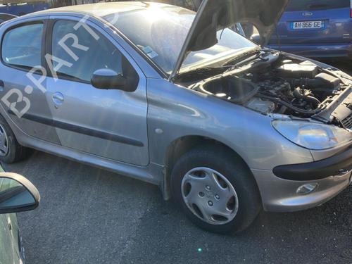 Expansion tank PEUGEOT 206 Hatchback (2A/C) 2.0 HDI 90 | BP20956668C120 