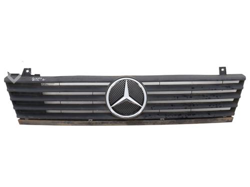 Grill MERCEDES-BENZ VITO Bus (W638) 110 TD 2.3 (638.174) (98 hp) 31945540