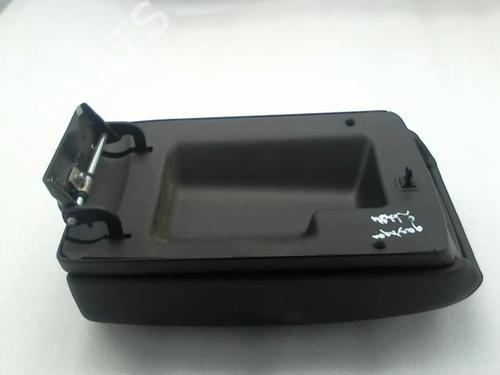 Armrest / Center console NISSAN QASHQAI I (J10, NJ10) 1.6 dCi All-wheel Drive | BP22023947I20