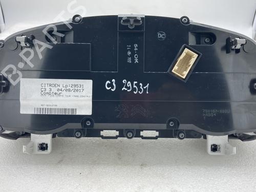 Used Instrument cluster Instrument cluster CITROËN C3 III (SX) 1.6 BlueHDi 100 (99 hp) 21067531 21067531