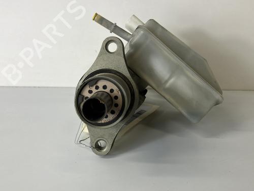Used Brake master cylinder FORD FOCUS C-MAX (DM2) 2.0 TDCi (136 hp) 22641876