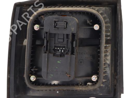 Used Right tailgate light Right tailgate light RENAULT 21 Saloon (L48_) 2.1 Turbo-D (L48A, L48W, L487, L488) (88 hp) 20938213 20938213