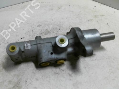 Used Brake master cylinder Brake master cylinder FIAT SCUDO Van (270_, 272_) 1.6 D Multijet (90 hp) 20957438 20957438