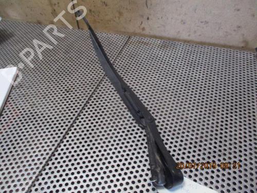 Used Front windshield wiper arm ALFA ROMEO 147 (937_) 1.6 16V T.SPARK (937.AXA1A, 937.AXB1A, 937.BXB1A) (120 hp) 20966433