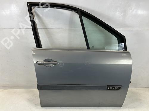Used Right front door RENAULT SCÉNIC II (JM0/1_) 1.9 dCi (JM0G, JM12, JM1G, JM2C) (120 hp) 21386935