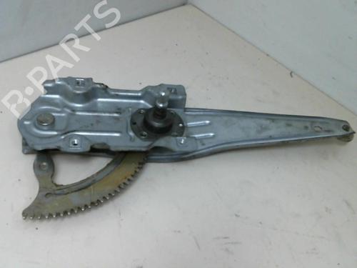 Used Rear right window mechanism TOYOTA YARIS (_P1_) 1.0 (SCP10_, SCP10R) (65 hp) 20950001