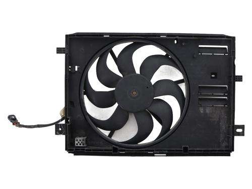 Used Radiator fan Radiator fan PEUGEOT 5008 II (MC_, MJ_, MR_, M4_) 1.6 BlueHDi 120 (MCBHZH, MCBHZW) (120 hp) 32003216 32003216