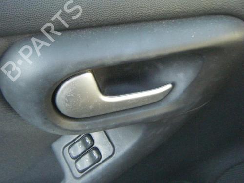 Venstre foran invendig håndtak OPEL CORSA C (X01) 1.3 CDTI (F08, F68) (70 hp) 20948852