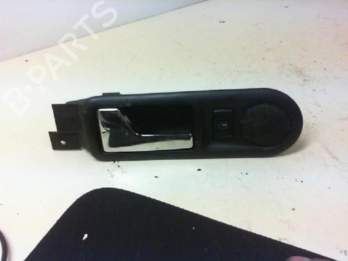 Venstre bagtil invendig håndtag VW GOLF IV (1J1) 1.6 (100 hp) 20973669