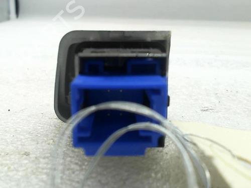 Used Warning switch PEUGEOT 208 I (CA_, CC_) 1.5 BlueHDI 100 (102 hp) 20952900