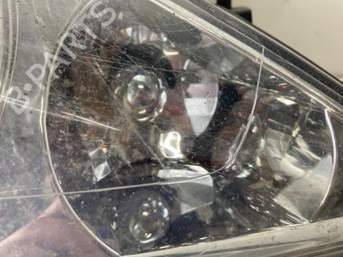 Right headlight PEUGEOT 107 (PM_, PN_) 1.0 | BP23792180C29