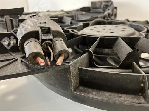 Used Radiator fan Radiator fan 21594516 21594516