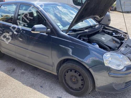 Right headlight VW POLO IV (9N_, 9A_) 1.4 TDI | BP21664402C29