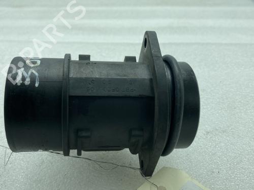 Used Mass air flow sensor Mass air flow sensor RENAULT CLIO II (BB_, CB_) 1.5 dCi (BB3N, CB3N) (84 hp) 20961982 20961982