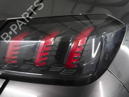 Used Right taillight PEUGEOT 208 II (UB_, UP_, UW_, UJ_) 1.2 PureTech 100 (101 hp) 31363902