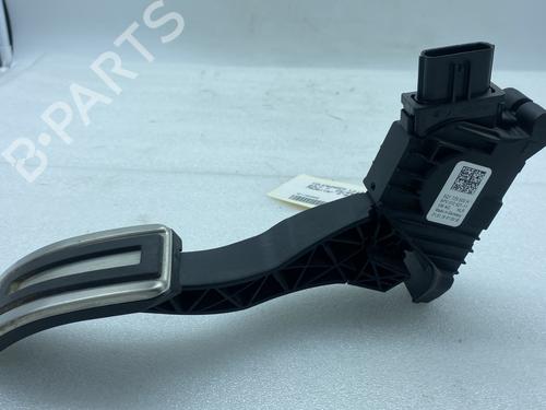 pedal-vw-golf-vii-5g1-bq1-be1-be2-2012-2013-2014-2015-2016-2017-2018-2019-2020-2021-23790618 main image