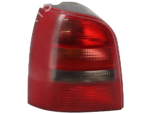 Left taillight AUDI A4 B5 Avant (8D5) 1.8 8D9945111